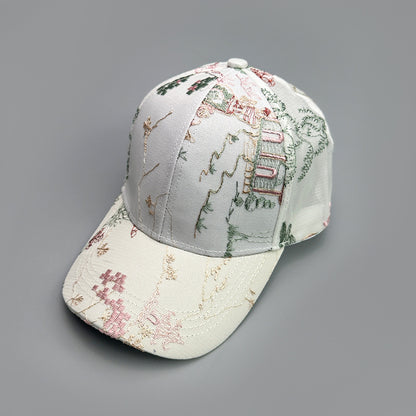 Collection de casquettes fleuries et imprimées